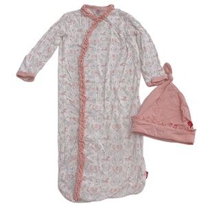 (LIKE NEW) Magnetic Me Carousel Modal Gown and Hat